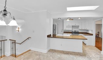 1212 Burtonwood Cir, Charlotte, NC 28212