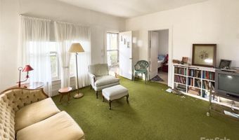 141 Burleson Dr, Bakersville, NC 28705