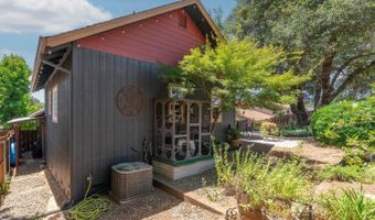 1070 Suzanne Dr, Angels Camp, CA 95222