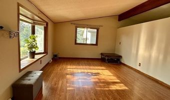 204 S 5th St E, Aurora, MN 55705