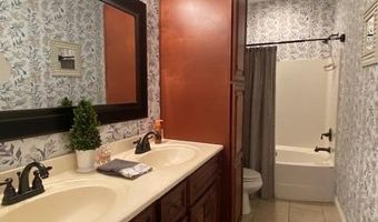 1013 Mallards Cv, Bardstown, KY 40004