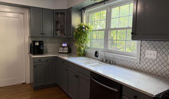 2807 Edgewood Dr, Altoona, PA 16602