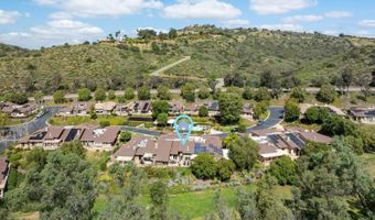 8647 Circle R Vly, Escondido, CA 92026