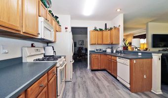 27 Vineyard Way, Barnegat, NJ 08005