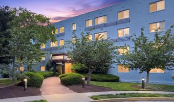 3701 5TH St S 501, Arlington, VA 22204