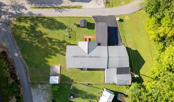 22 Potters Grocery Rd, Ashcamp, KY 41512