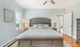 112 Esplanade, Middletown, RI 02842