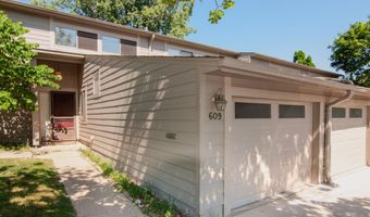 609 Watersedge Dr, Ann Arbor, MI 48105