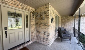 105 Beechwood Dr, Beaver, WV 25813