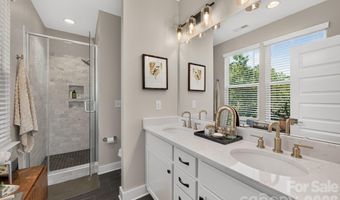 2951 Simpson Dr, Charlotte, NC 28205