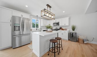 8 Robin Way 7, Chester, NH 03036