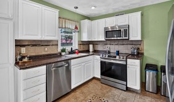 110 Pierce St, Arlington, WI 53911
