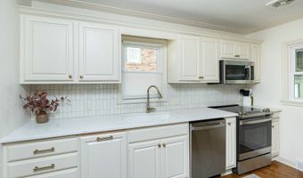 4131 College Ave, Des Moines, IA 50311