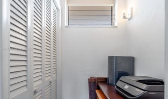 2999 POINT EAST Dr C-502, Aventura, FL 33160