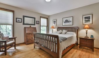 5 Heron Marsh Ln, Brookline, NH 03033
