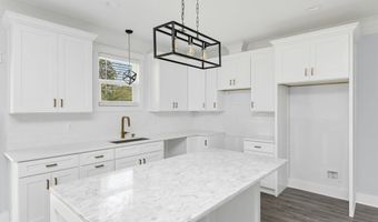 551 Park St, Batesburg, SC 29070