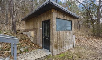 7064 County Road 14-223, Ava, MO 65608