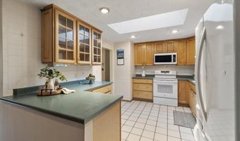 14 Olde Berry Rd, Andover, MA 01810