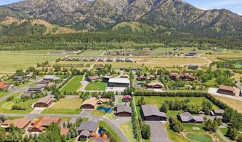 186 E RESERVE Dr, Alpine, WY 83128