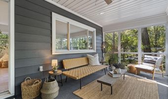 3177 Sunnywood Dr, Ann Arbor, MI 48103