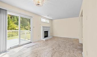 510 W Village Green Blvd, Adams Twp., PA 16046