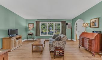 905 River Rd, Bridgewater, NH 03264