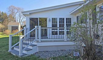 171 Green Mdw, Brattleboro, VT 05301