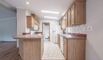 3 Windsor Dr, Alfred, ME 04002