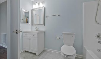 30- A HEARTHSTONE Ct A, Annapolis, MD 21403