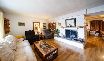 908 Bear Valley Pkwy, Escondido, CA 92025