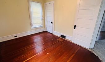 722 N Main, Aberdeen, SD 57401