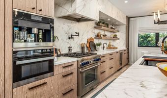 3301 Lincoln St, Carlsbad, CA 92008