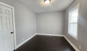 1728 Noble St, Anderson, IN 46016