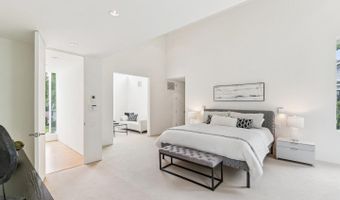 7405 HELMSDALE Rd, Bethesda, MD 20817