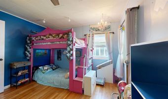 69 Arlington Ct, Burlington, VT 05408