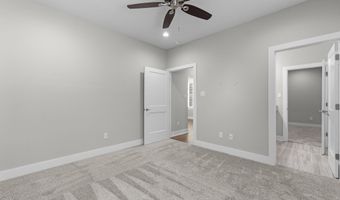 7901 S Shoreline Blvd, Benton, AR 72019