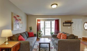 564 Woodlyn Xing, Ballwin, MO 63021