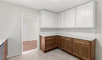 9100 Jonmar Ct, Affton, MO 63123