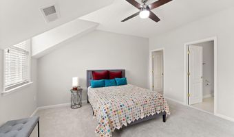 44360 OAKMONT MANOR Sq, Ashburn, VA 20147