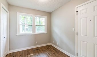 1533 Ridgewood Ave, Ames, IA 50010
