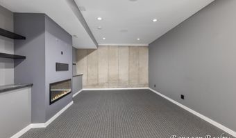 8790 Laurel Ridge Dr SE, Alto, MI 49302