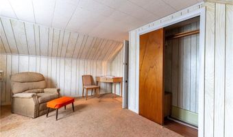 17 Warner St, Newport, RI 02840