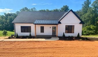 464 Bellview Rd, Appomattox, VA 24522