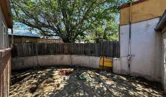 426 Headingly Ave NW A, Albuquerque, NM 87107