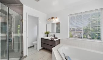 7712 BLUE POINT Ave, Beltsville, MD 20705