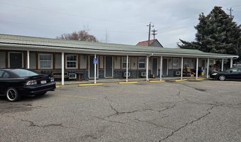 1375 S Broadway St, Blackfoot, ID 83221