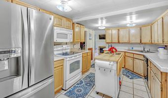 958 W Hunt Rd, Alcoa, TN 37701