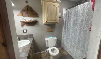 2807 McClain Rd, Ardmore, OK 73401