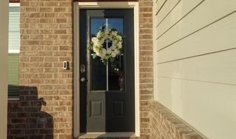 573 AUBURN Xing, Auburn, GA 30011