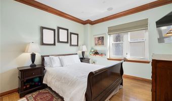 341 Thames St S-104, Bristol, RI 02809